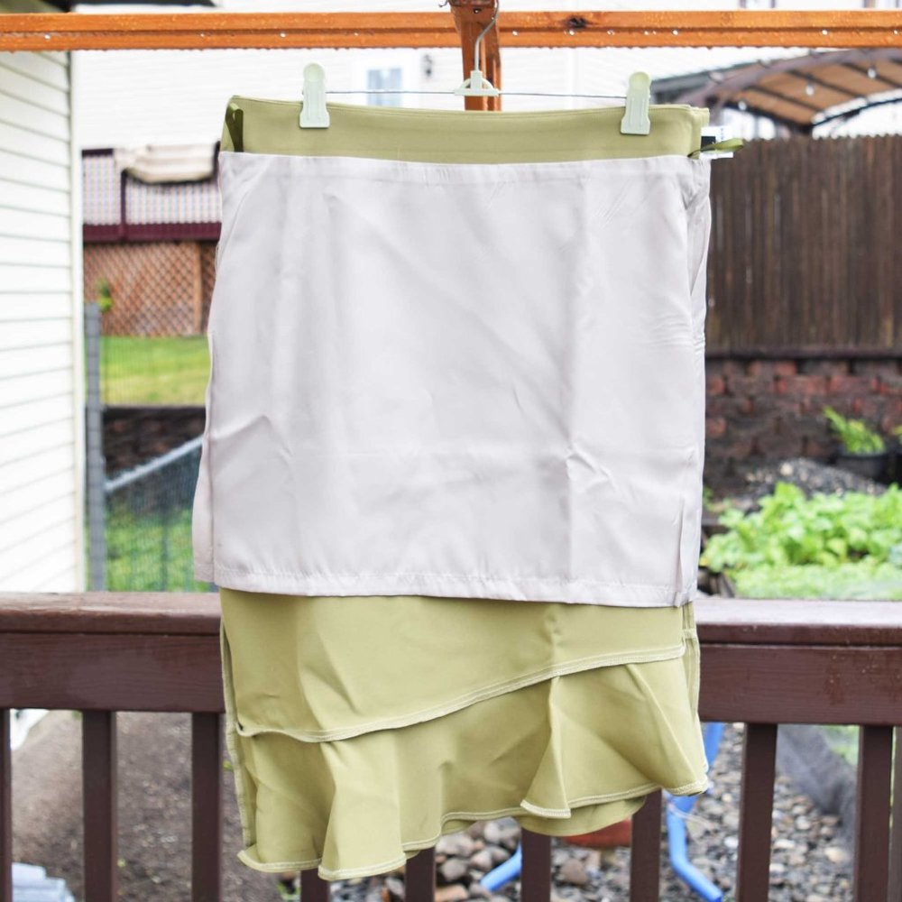 【SOLD】Solid Green Mermaid Office Midi Skirt - Picture 4 of 4